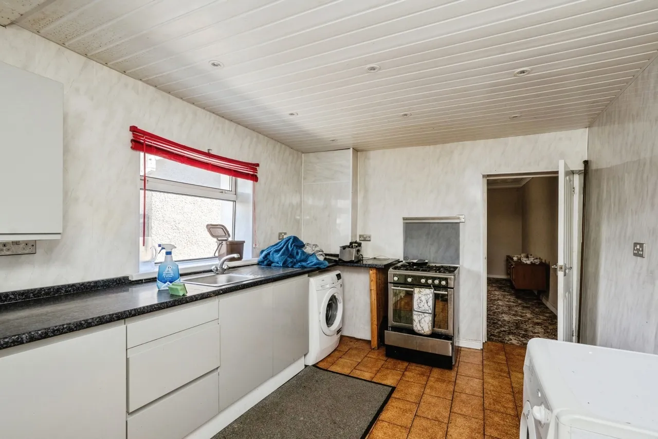 Richard Street, Llanelli, SA15, photo 8