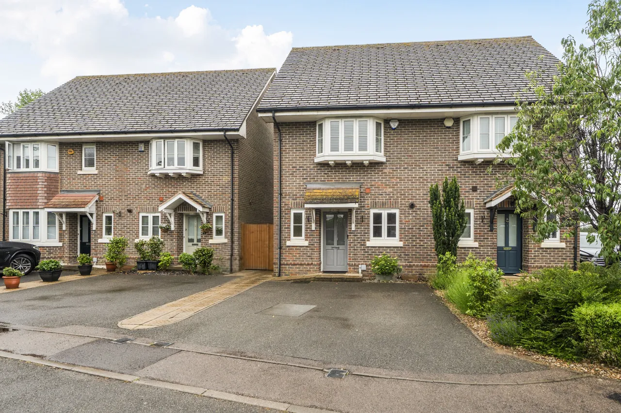 3 bed house for sale, Farmers Place, Chalfont St. Peter, SL9
