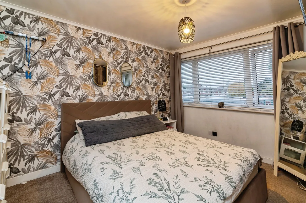 Candle Meadow, Colwick Park, NG2, photo 8