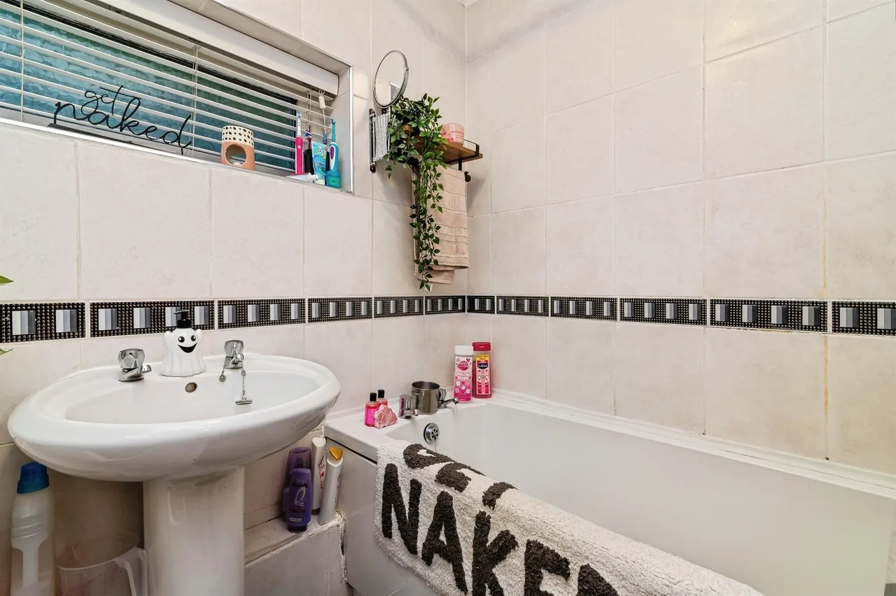Candle Meadow, Colwick Park, NG2, photo 14