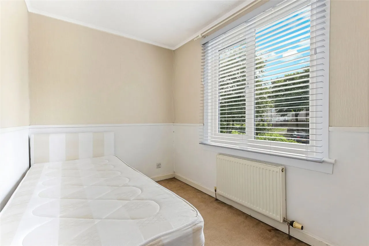 Cedar Place, Greenhills, East Kilbride, South Lanarkshire, G75, photo 9