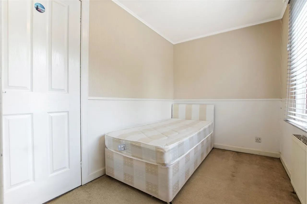 Cedar Place, Greenhills, East Kilbride, South Lanarkshire, G75, photo 23