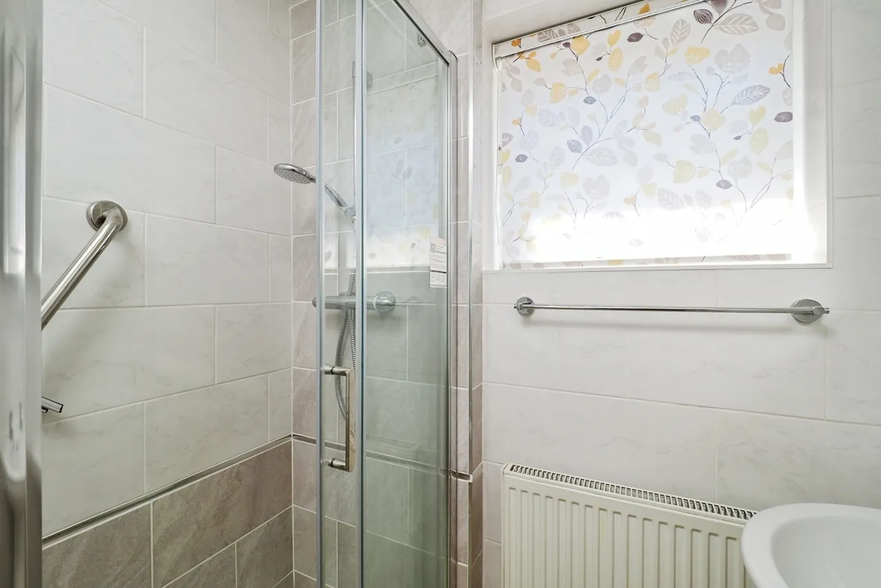 Pimlico Avenue, Bramcote, Nottingham, Nottinghamshire, NG9, photo 3