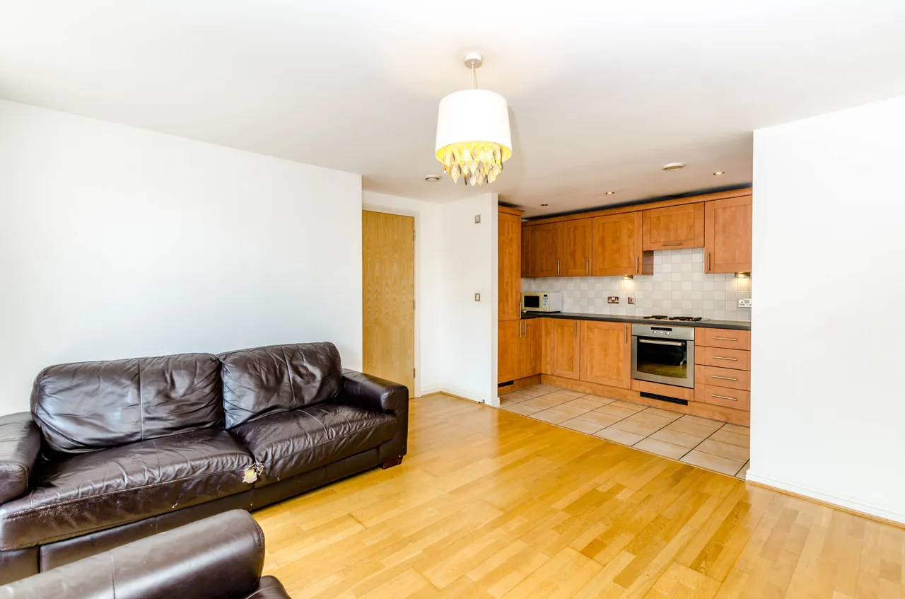 1 Rosemoor House, 90-94 Broadway, London, photo 8