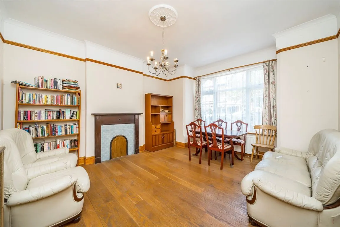 Disraeli Road, W5, photo 2