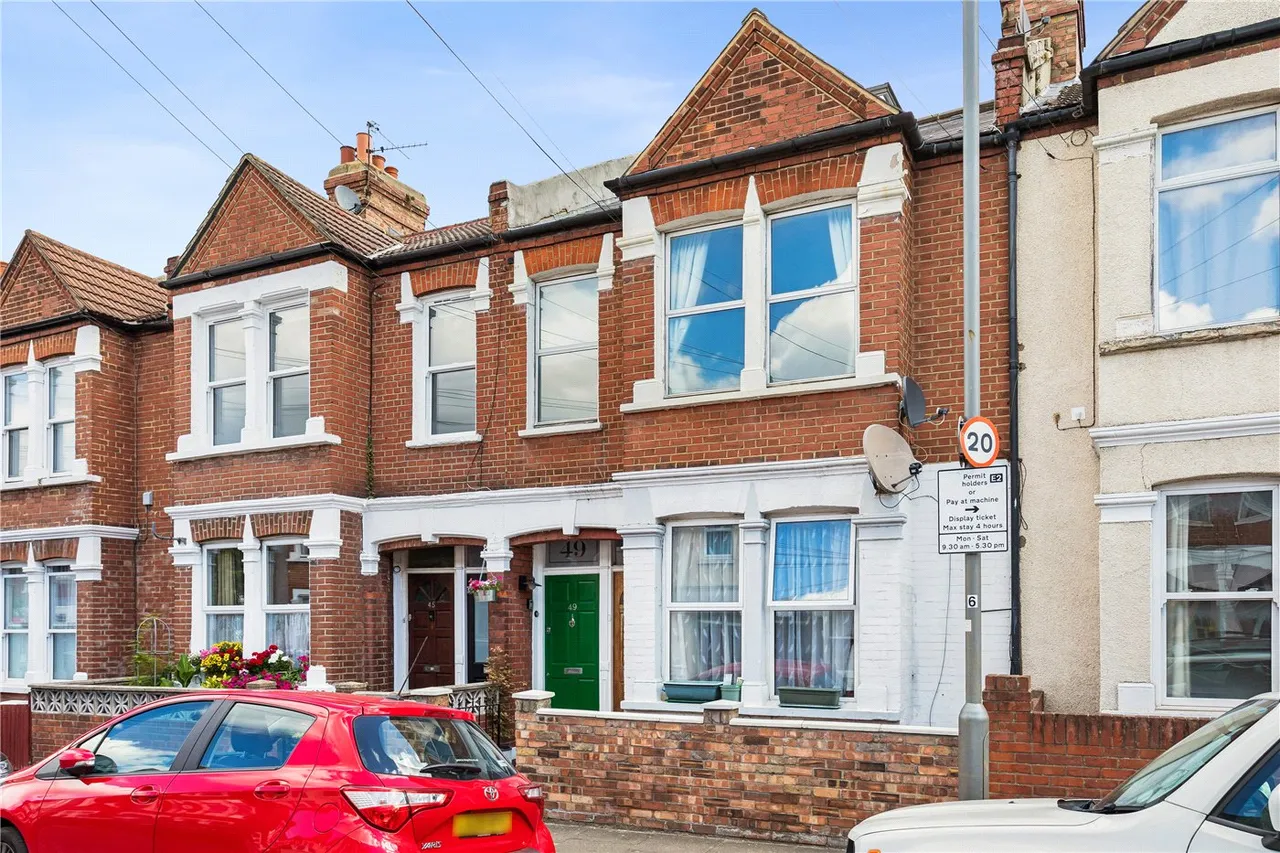 3 bed flat for sale — Woodbury Street, London, SW17