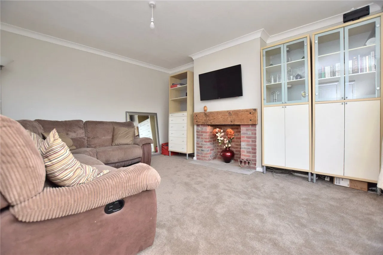 Manston Avenue, Leeds, LS15, photo 12