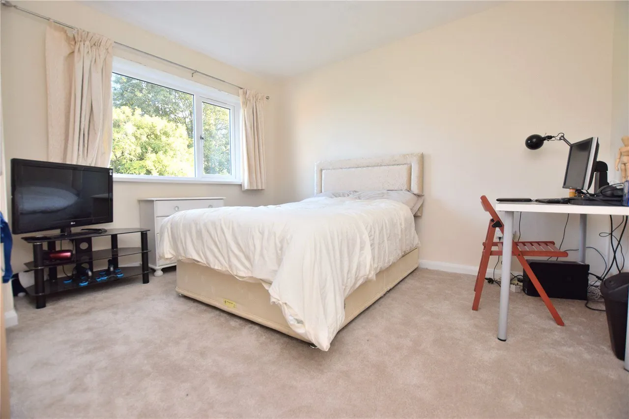 Manston Avenue, Leeds, LS15, photo 5