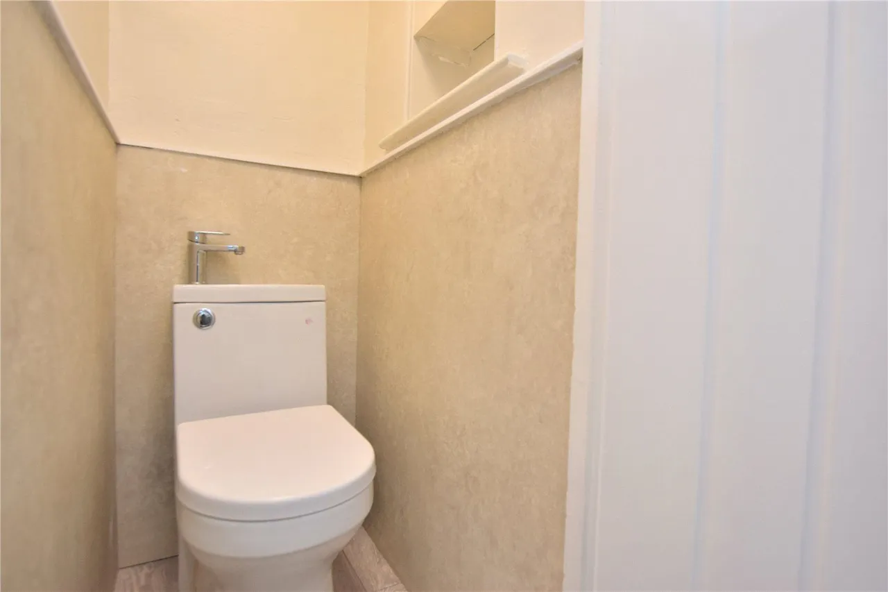 Manston Avenue, Leeds, LS15, photo 11