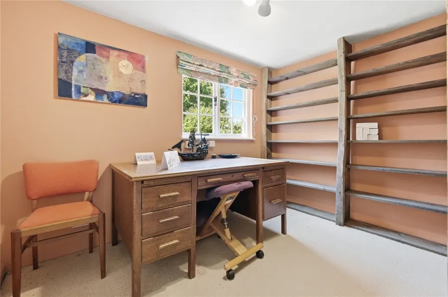 with 5 bedrooms in Radwinter, Nr Saffron Walden, CB10, photo 6