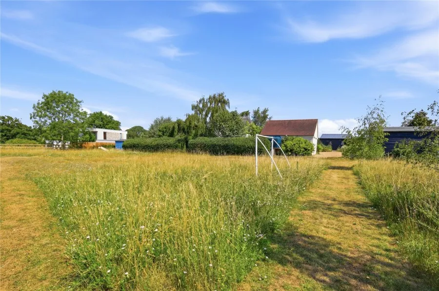 with 5 bedrooms in Radwinter, Nr Saffron Walden, CB10, photo 18