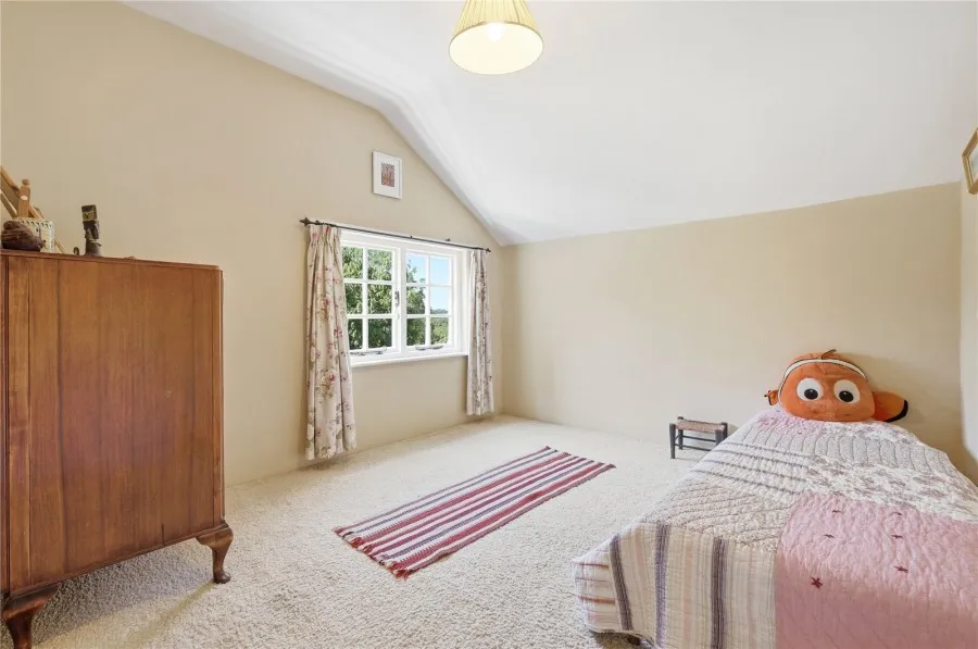 with 5 bedrooms in Radwinter, Nr Saffron Walden, CB10, photo 12
