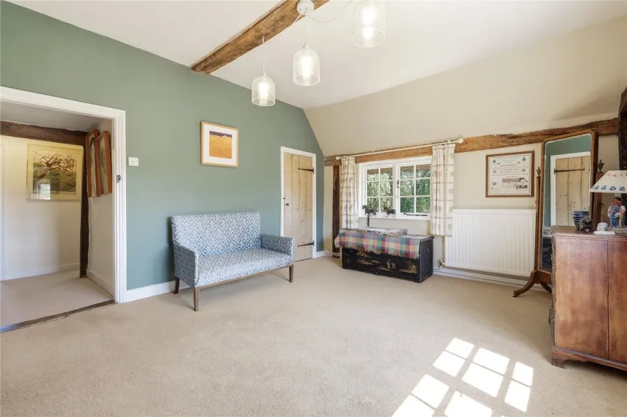 with 5 bedrooms in Radwinter, Nr Saffron Walden, CB10, photo 10