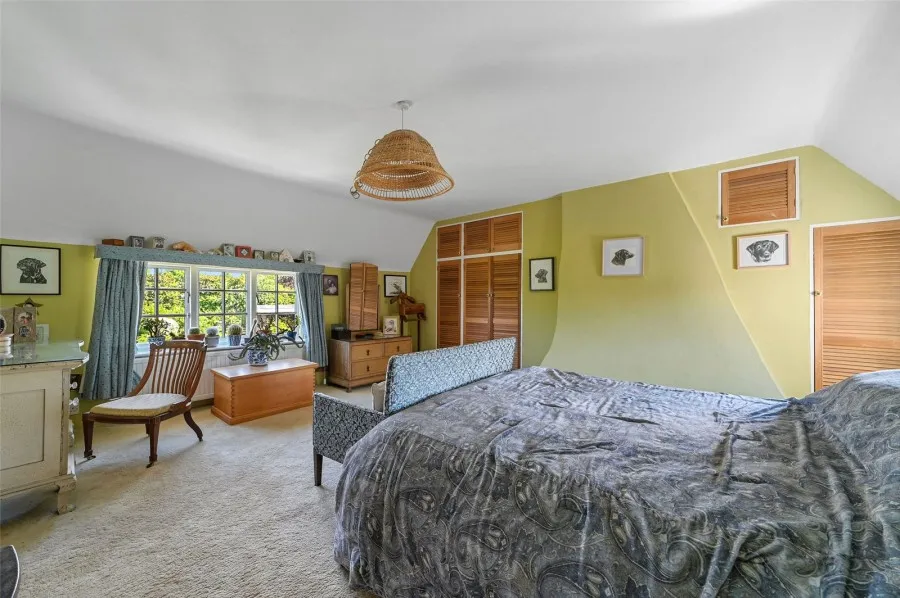 with 5 bedrooms in Radwinter, Nr Saffron Walden, CB10, photo 11