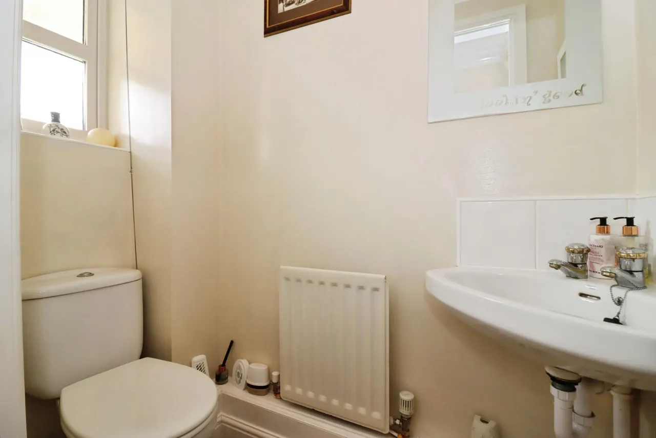 Worcester Close, Chesterfield, S45, photo 7