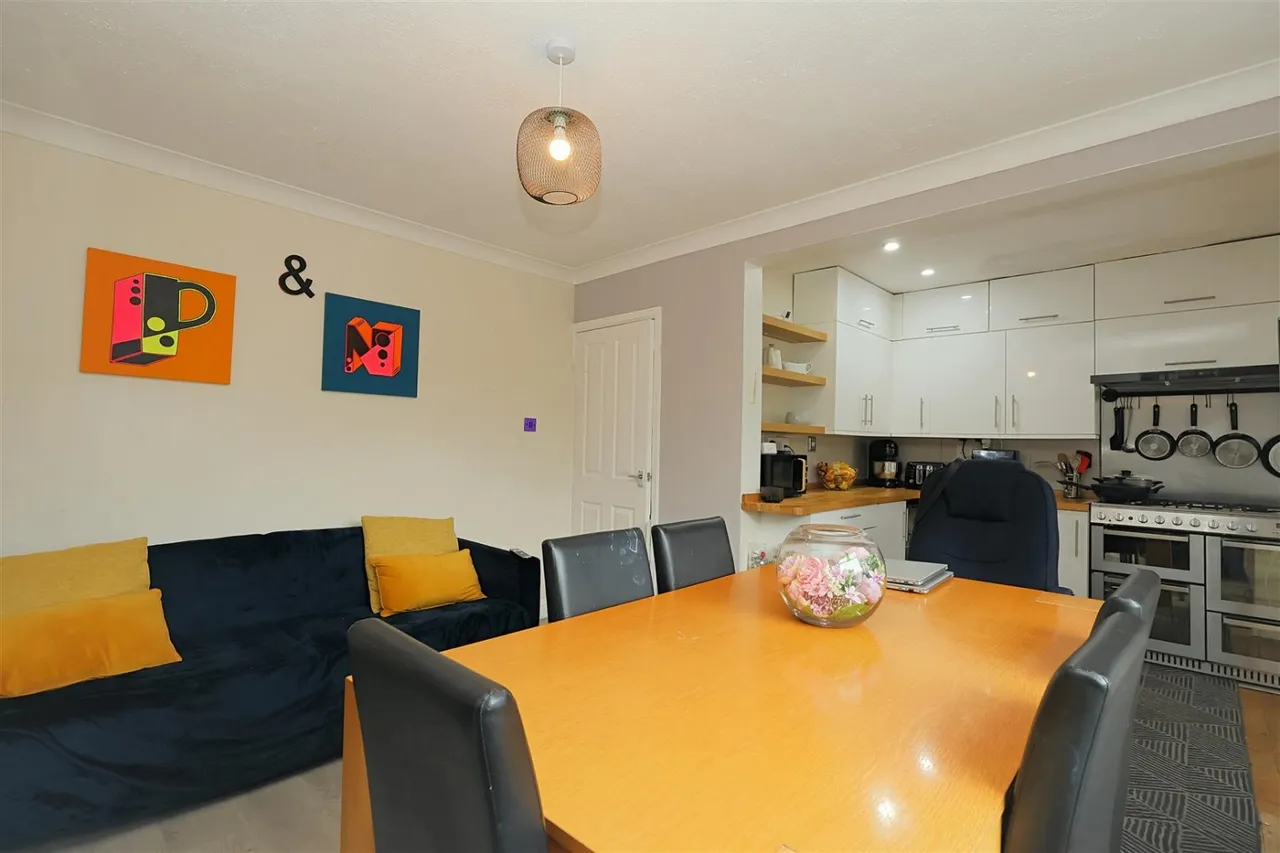 Uppermoor, Pudsey, LS28, photo 9