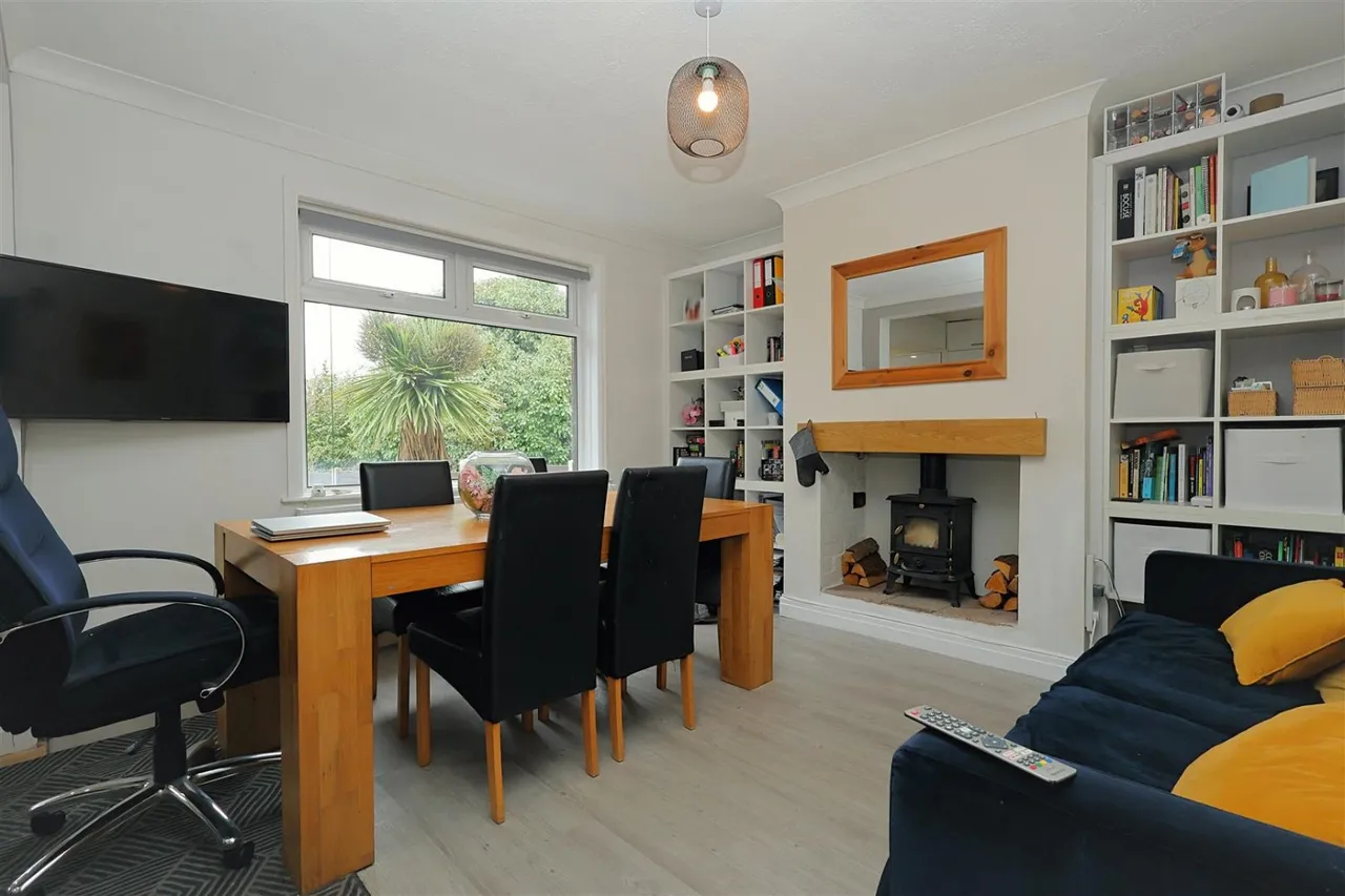 Uppermoor, Pudsey, LS28, photo 3