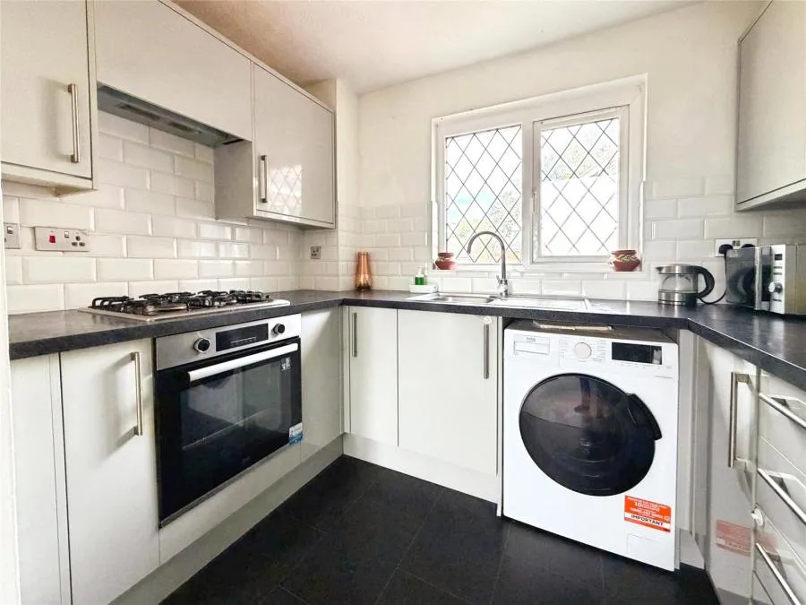 Padcroft Road, Yiewsley, UB7, photo 2