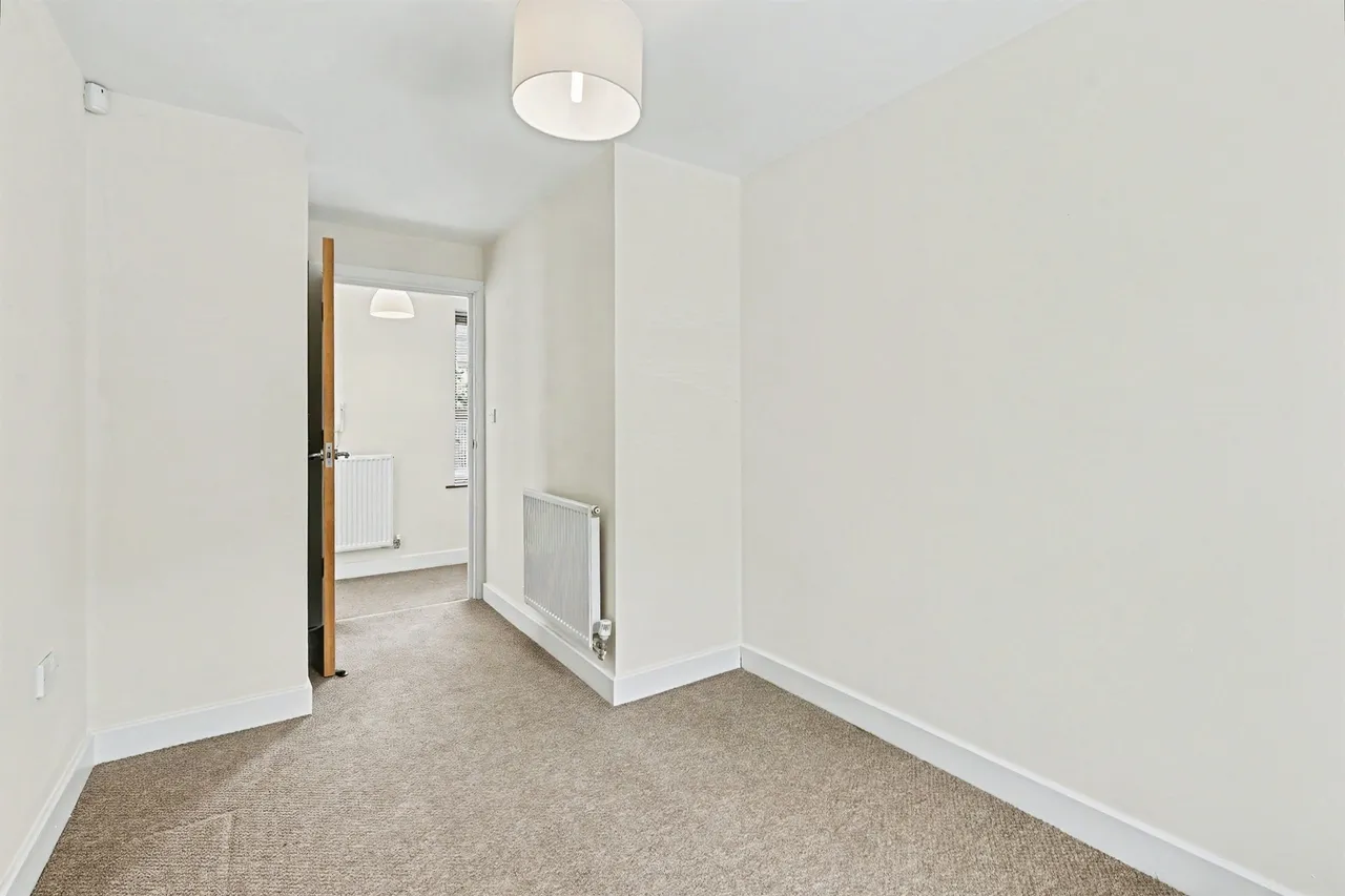 Near Side, Northampton, NN5, photo 14