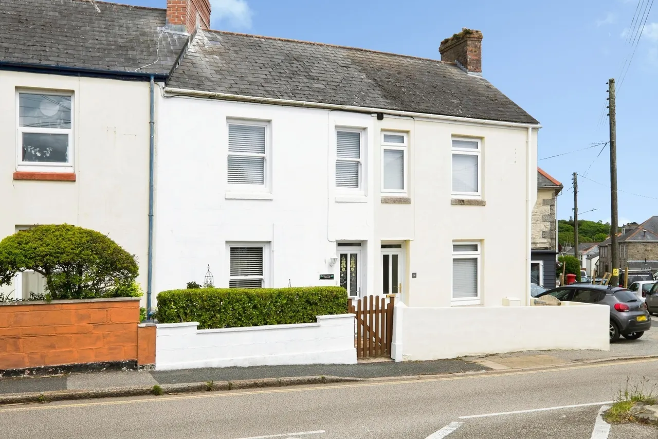 2 bed house for sale, Holly Terrace, Heamoor, TR18