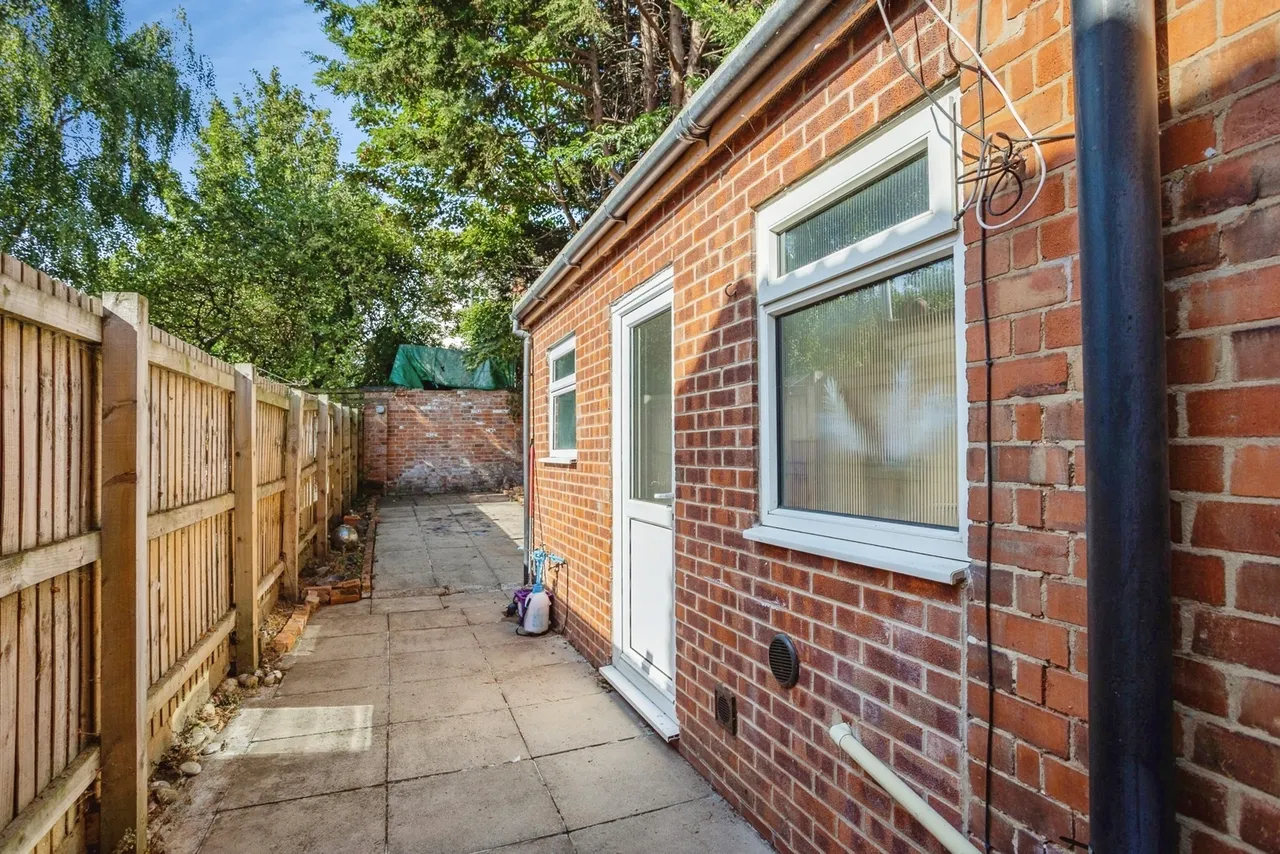 Cambridge Street, Loughborough, LE11, photo 17