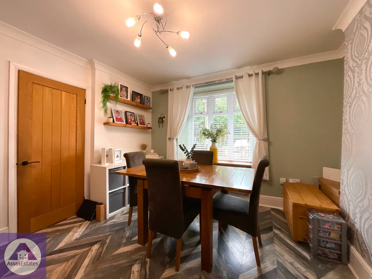 Summer Houses, Abertillery, photo 7