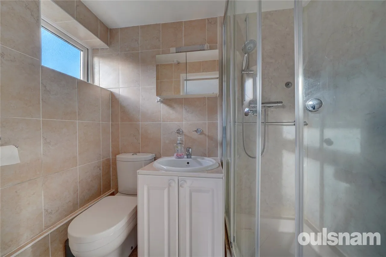 Corbett Avenue, Droitwich, WR9, photo 12