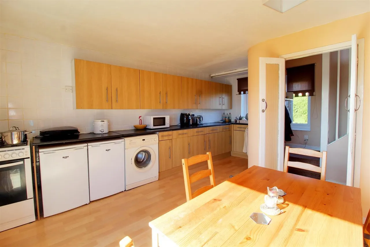 Park Road, Northaw EN6 4NU, photo 2