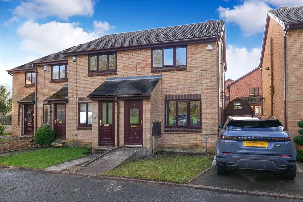 2 bed house to rent — Bransdale Gardens, Guiseley, West Yorkshire, LS20