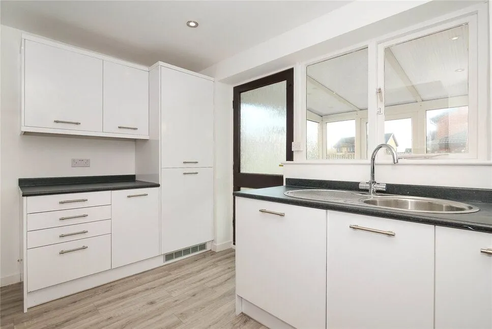 Bransdale Gardens, Guiseley, West Yorkshire, LS20, photo 6