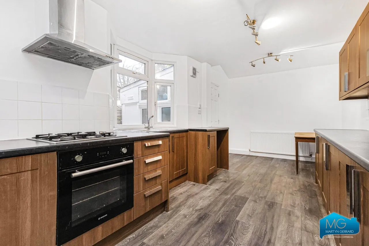 Lincoln Road, East Finchley, N2, photo 6