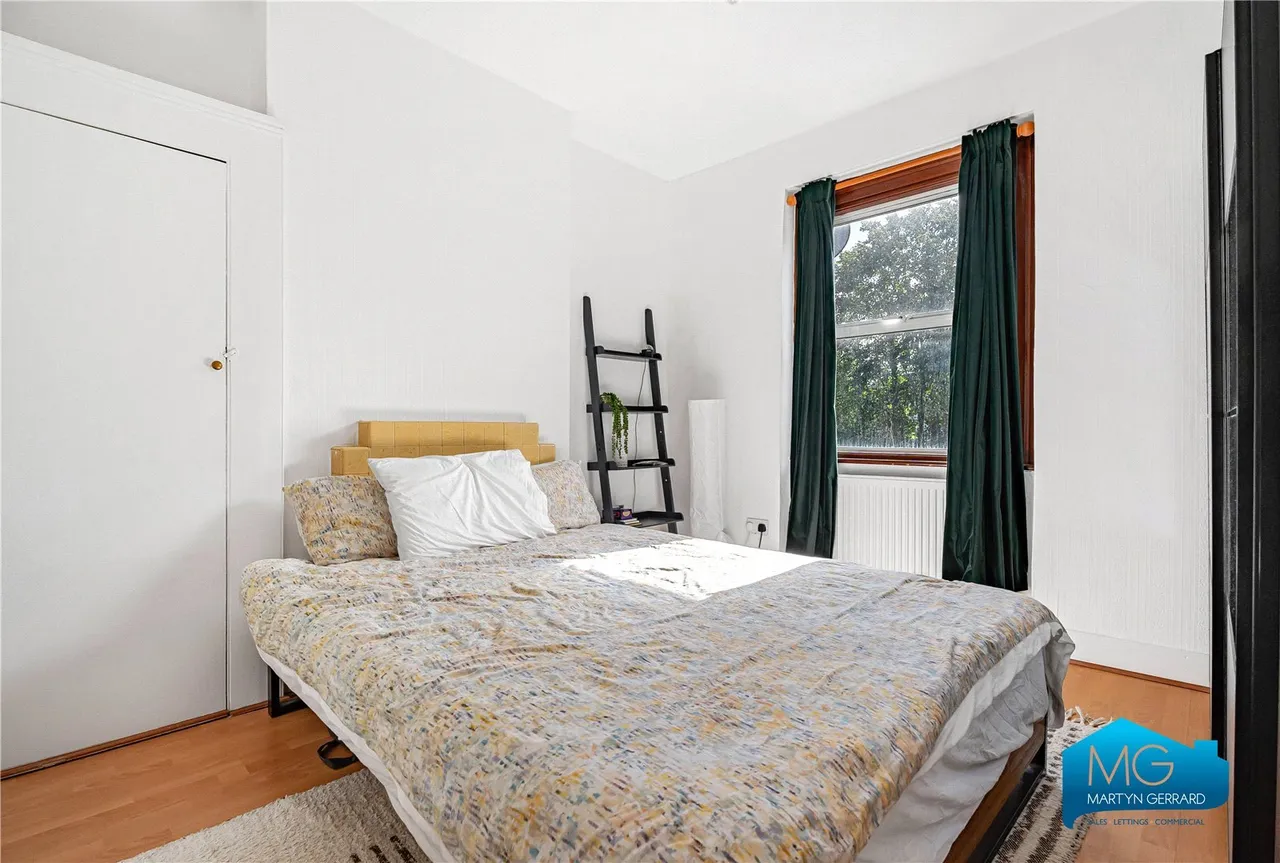 Lincoln Road, East Finchley, N2, photo 7