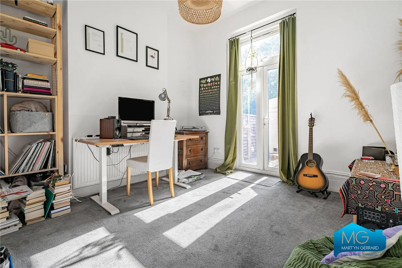 Lincoln Road, East Finchley, N2, photo 9