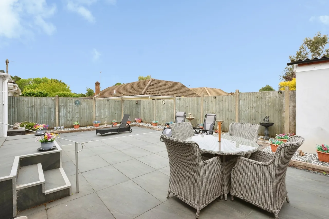 Bear Cross Avenue, Bournemouth, BH11, photo 2