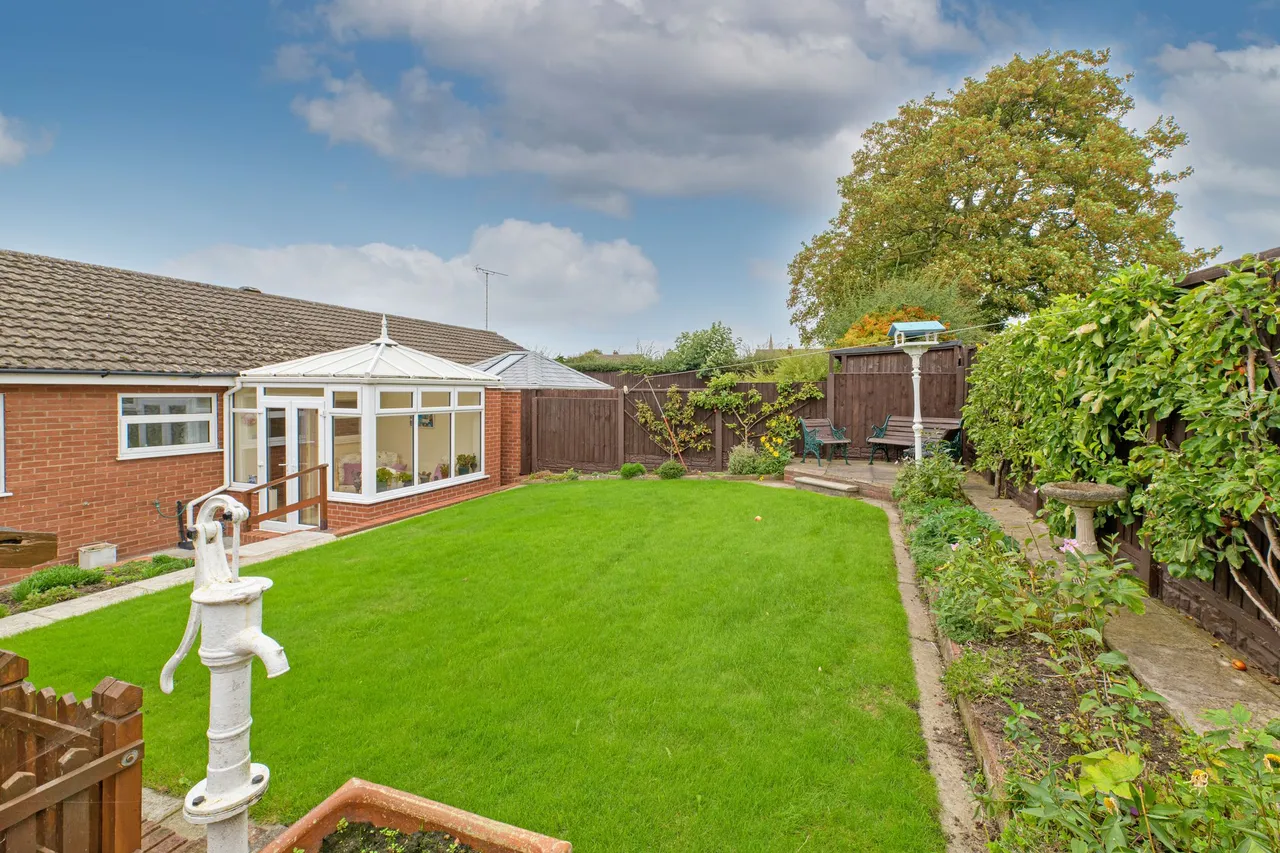 Withy Close, Frodsham, photo 15