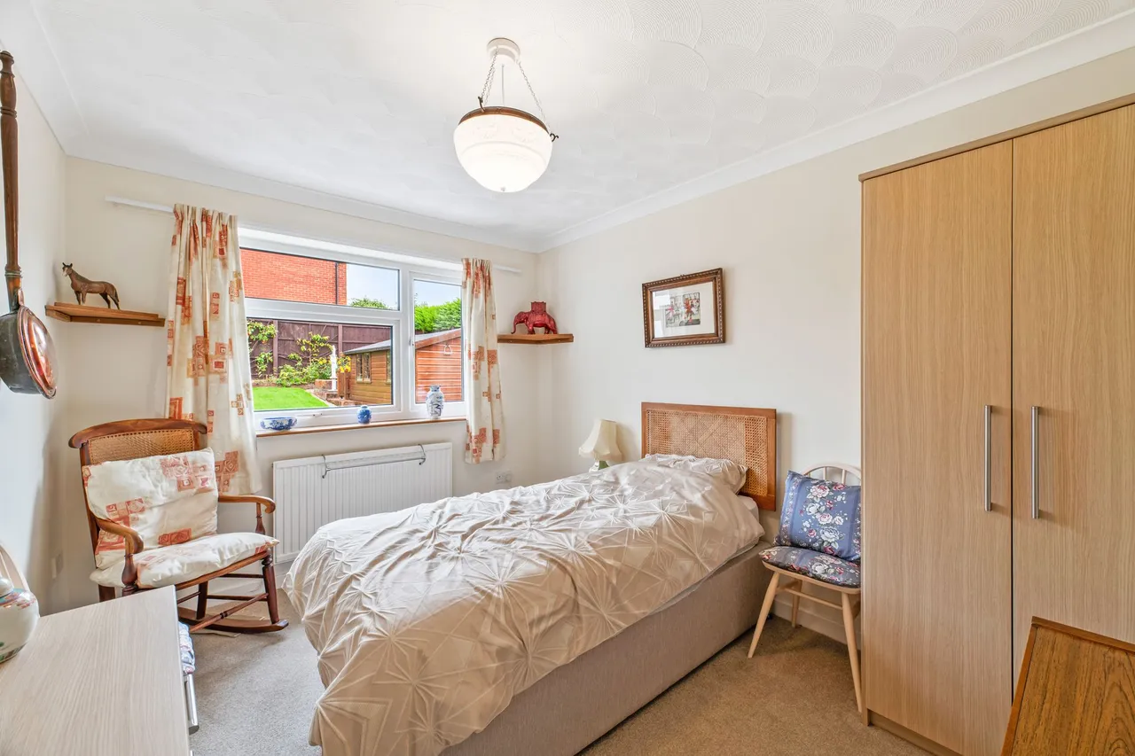 Withy Close, Frodsham, photo 12