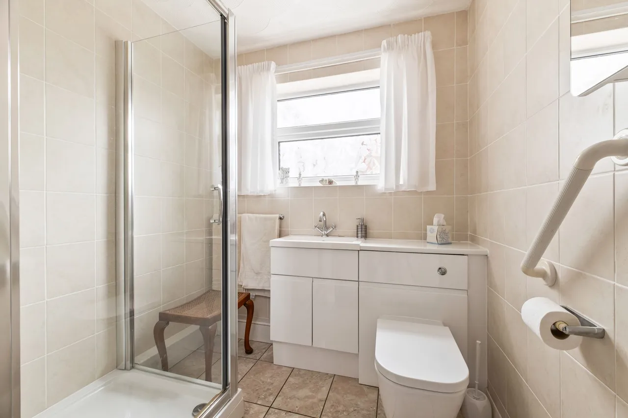 Withy Close, Frodsham, photo 13