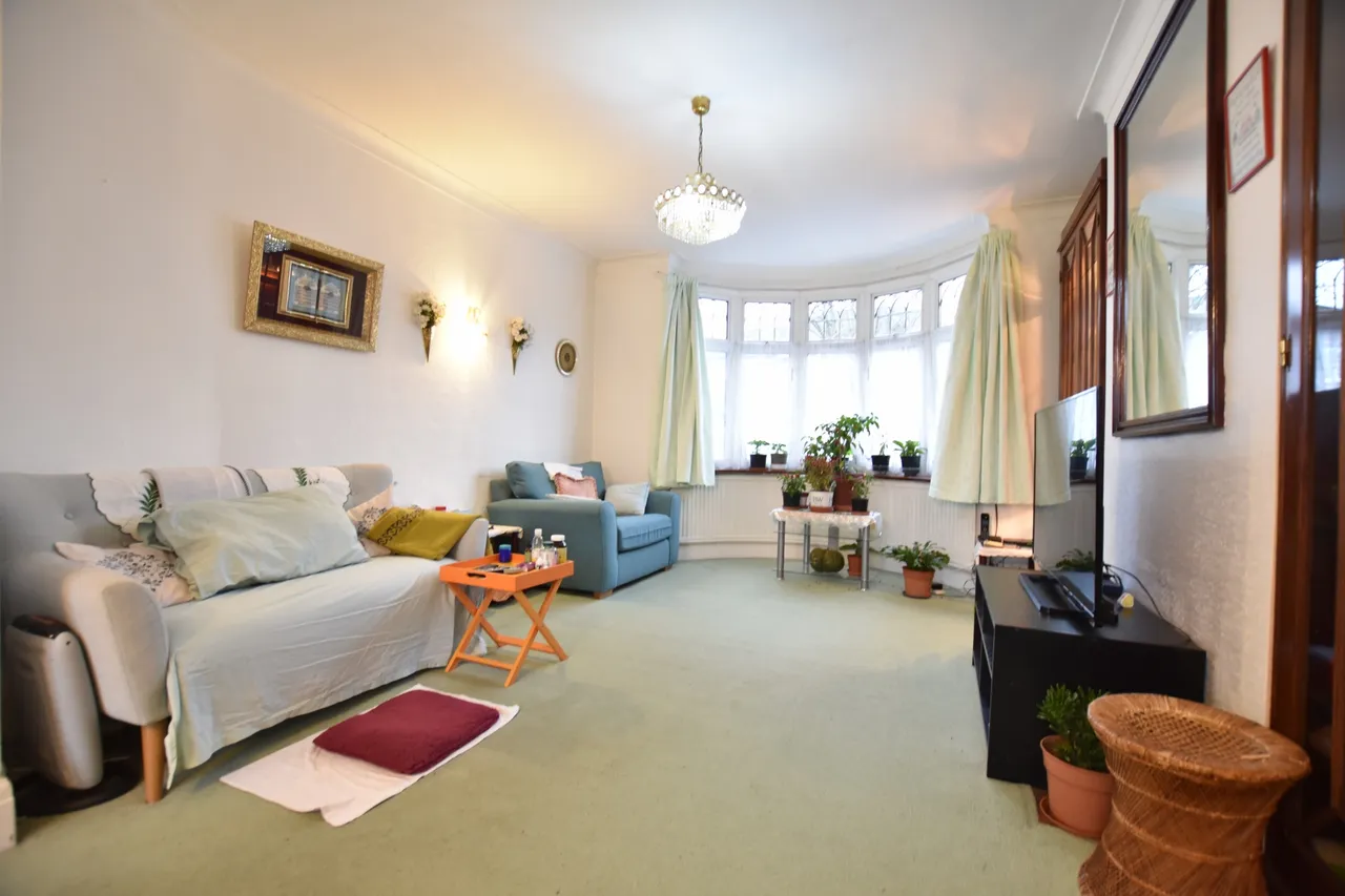 Hartsmead Road, Eltham, SE9 3LU, photo 2