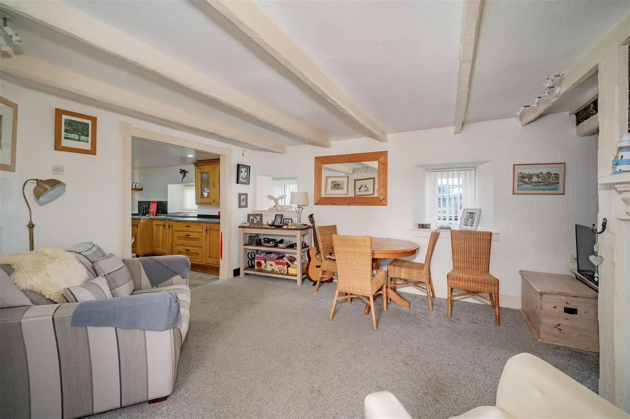 Drumsturdy Road, Newbigging, photo 6