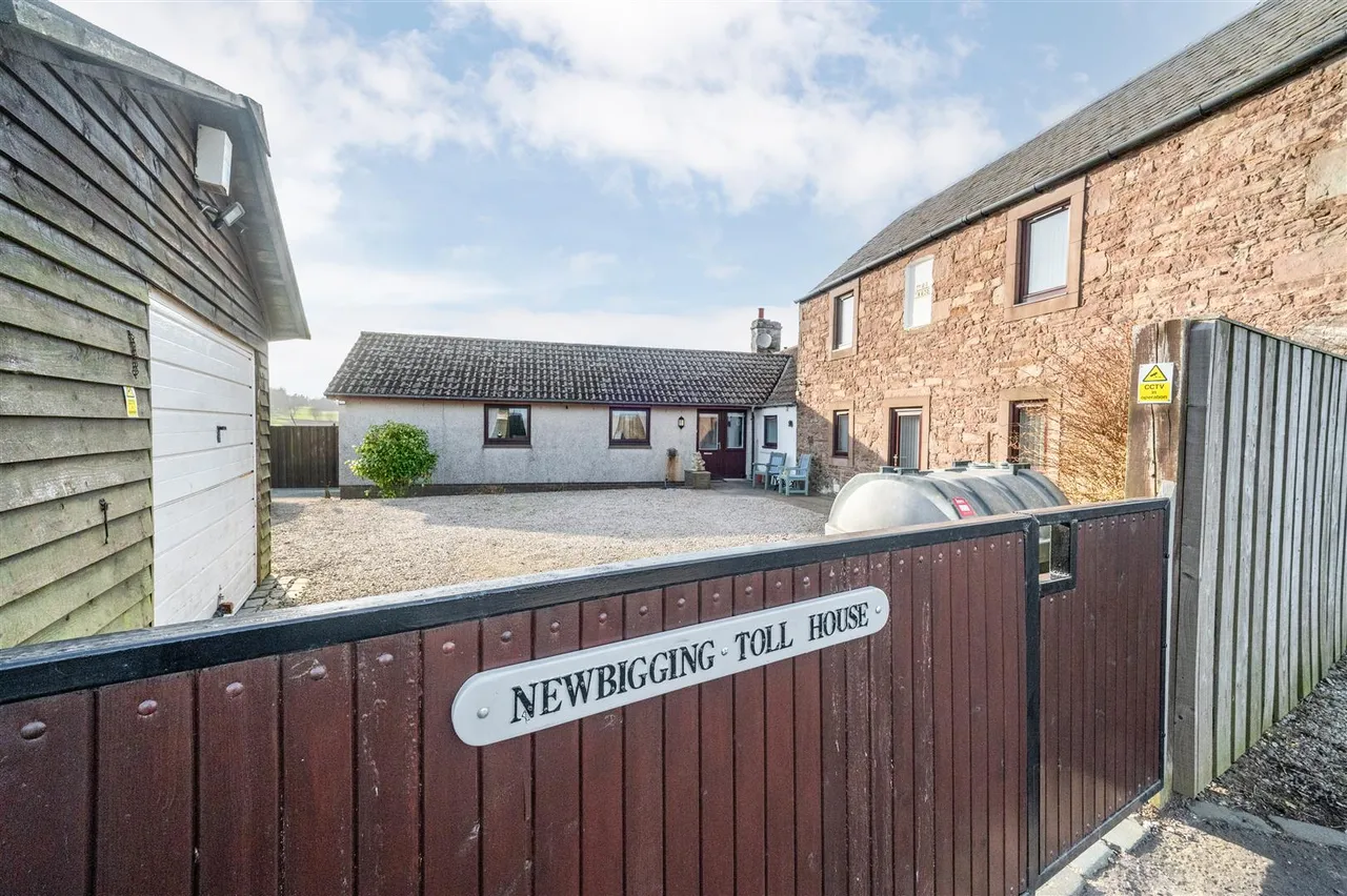 Drumsturdy Road, Newbigging, photo 26