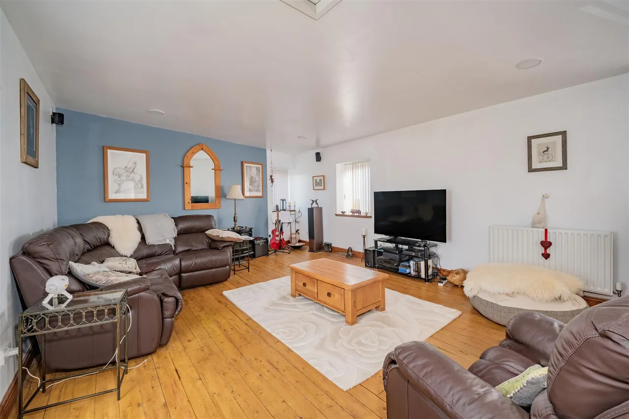 Drumsturdy Road, Newbigging, photo 4
