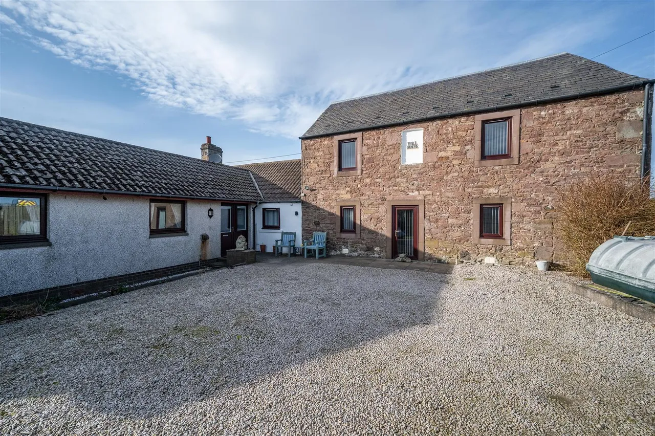 Drumsturdy Road, Newbigging, photo 2
