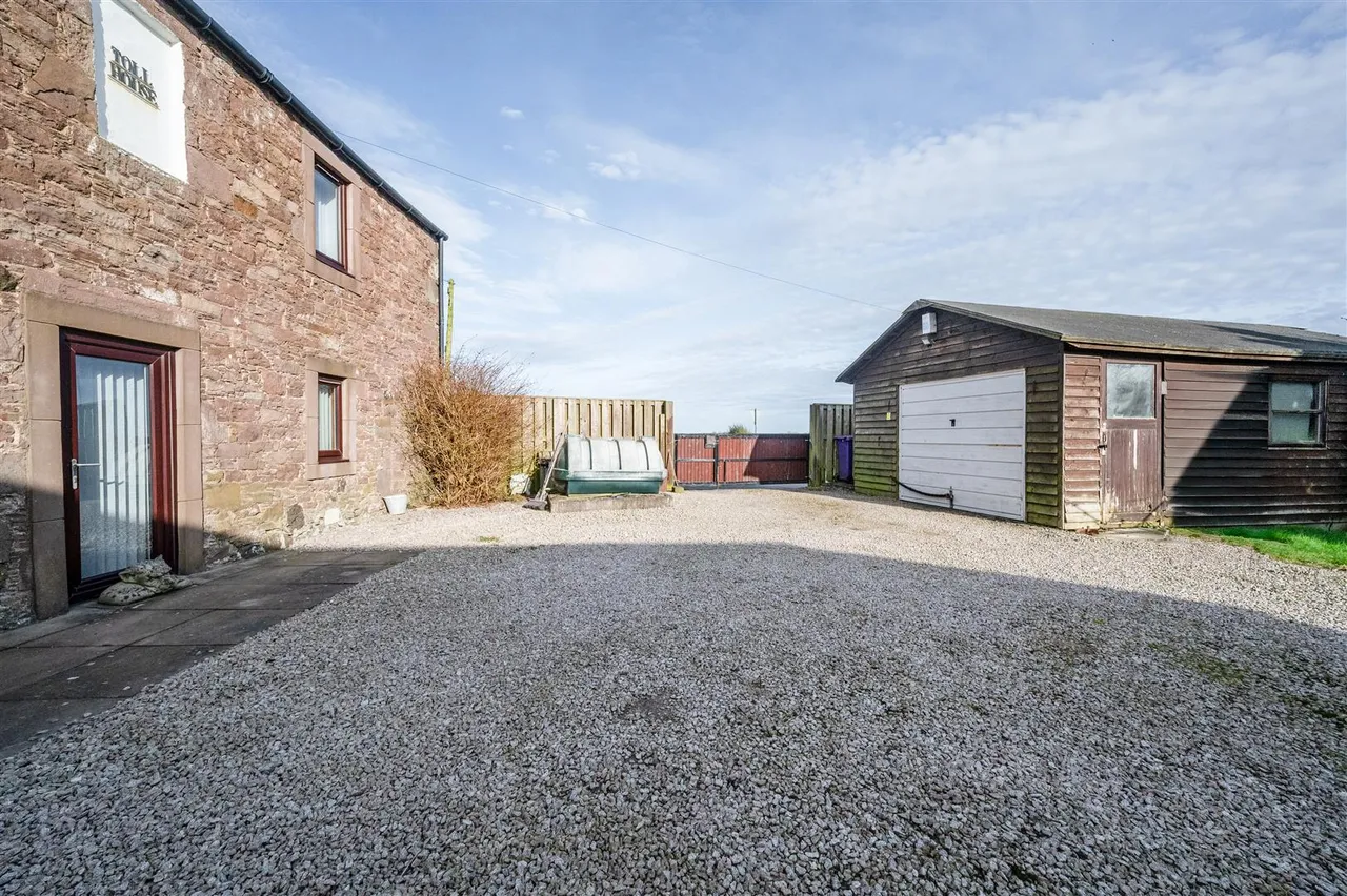 Drumsturdy Road, Newbigging, photo 21