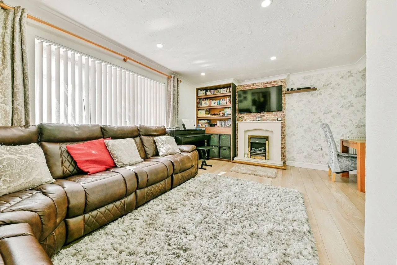 Chells Way, Stevenage, SG2, photo 3