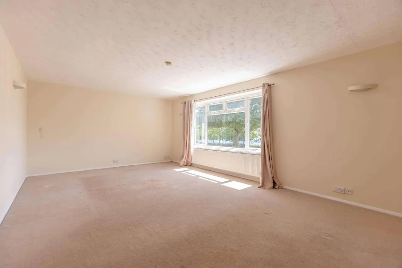 Dedworth Road, Windsor, SL4 4LG, photo 3
