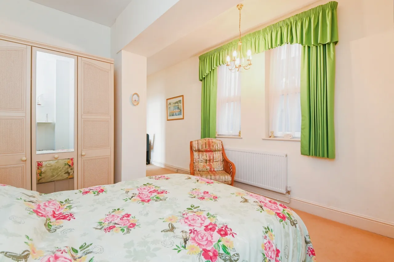 Vista Road, Clacton-on-Sea, Essex, CO15, photo 14