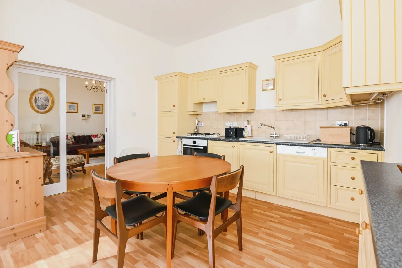Vista Road, Clacton-on-Sea, Essex, CO15, photo 8