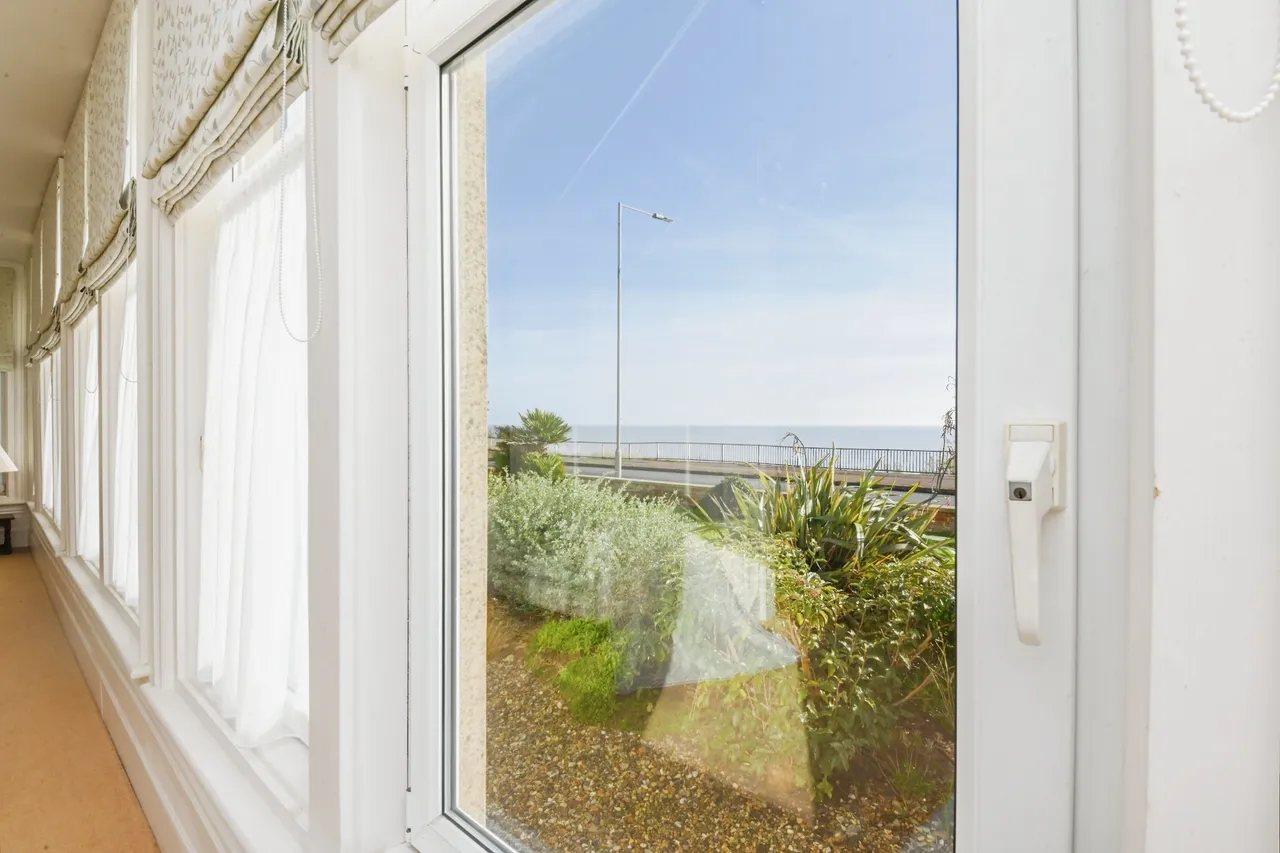 Vista Road, Clacton-on-Sea, Essex, CO15, photo 9