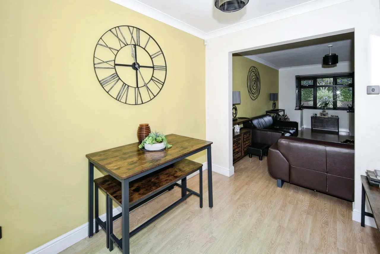 Lambourne Grove, Fordbridge, Birmingham, B37, photo 7