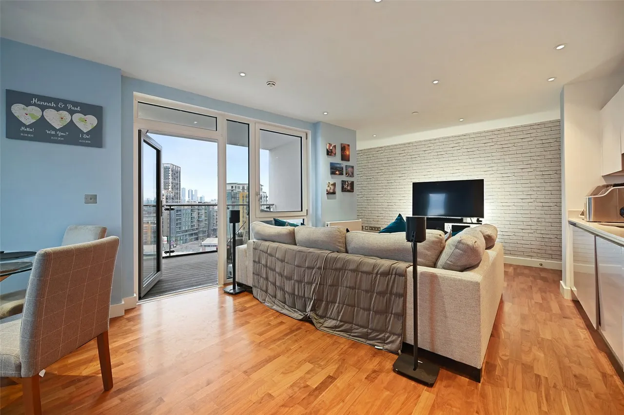 2 bed flat for sale — Norman Road, SE10